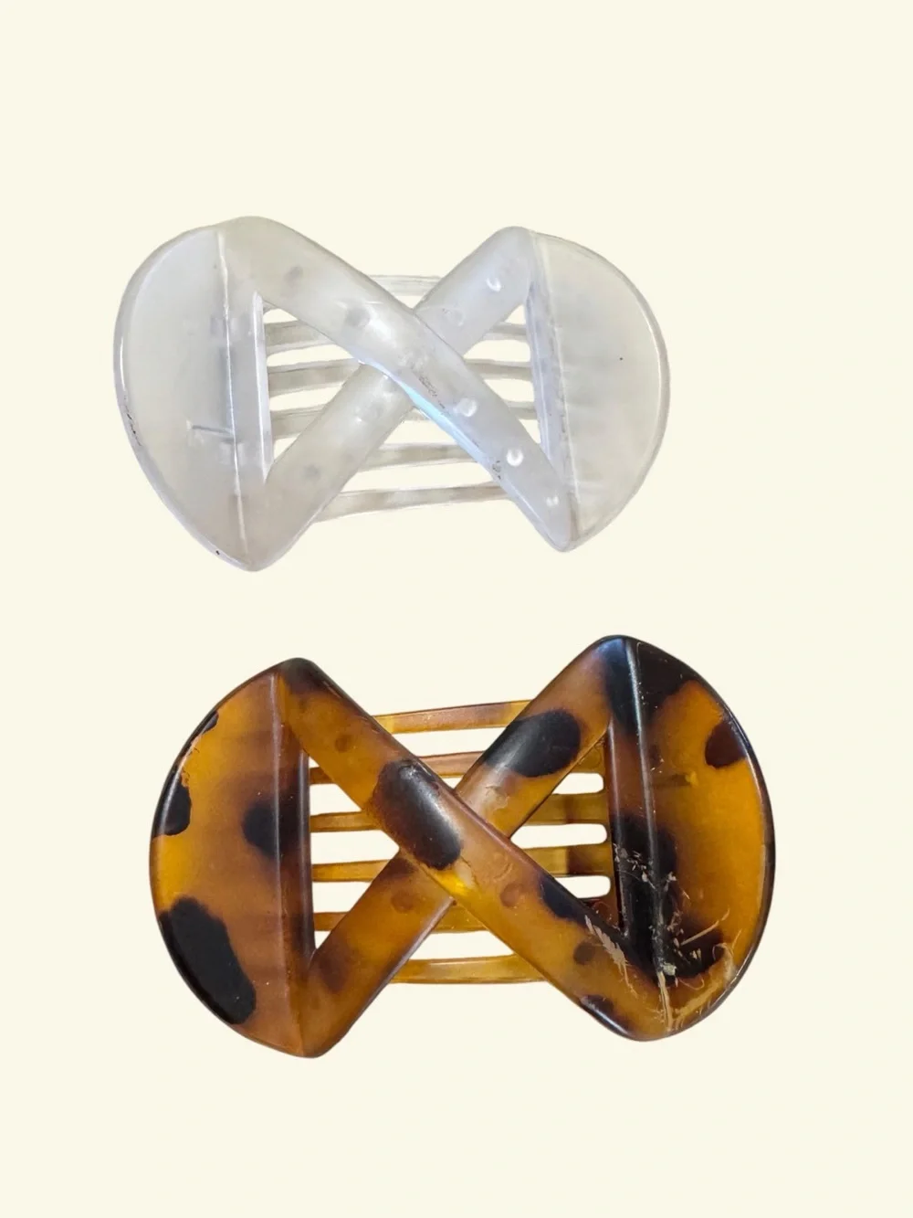 VTG Set of 2 French Twist Hair Combs Tortoise & Frosted Lucite Hair Accessories